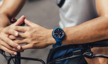 Garmin trình làng đồng hồ lai thông minh Instinct Crossover, giá từ 13 triệu đồng