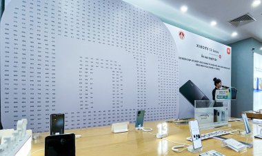 Xiaomi tổ chức sự kiện tạo kỷ lục đánh dấu cột mốc dòng Xiaomi 13 'cháy hàng' tại Việt Nam