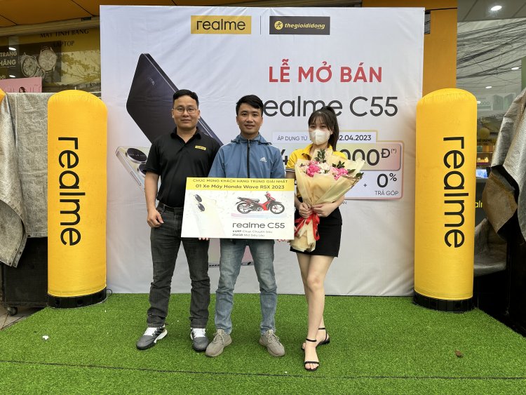 realme trao giải đặc biệt 'Mua Dế Mới - Nhận Xế Mới'