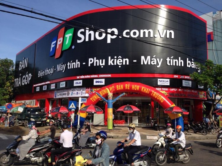 Kỷ niệm 11 năm phát triển vượt bậc, FPT Shop lan tỏa thông điệp về hạnh phúc