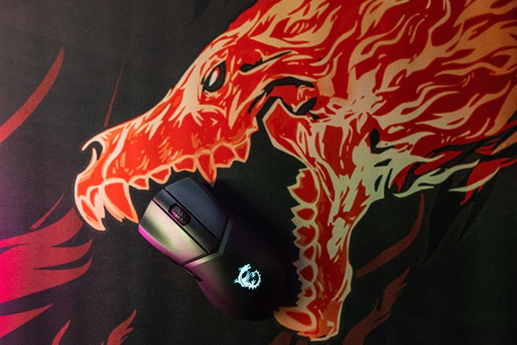 Chuột MSI CLUTCH GM31 LightWeight Wireless: 'Vũ khí' hữu hiệu cho game thủ