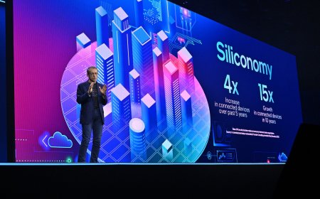 Intel hỗ trợ các nhà phát triển phổ cập AI