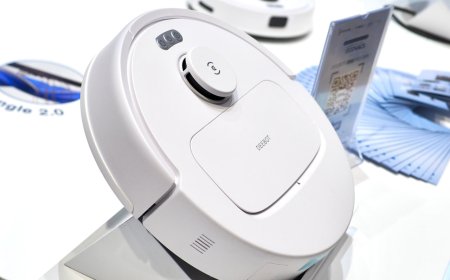 ECOVACS TUNG BỘ GIẢI PHÁP HÚT BỤI THÔNG MINH & LAU SÀN MỚI, BỨT PHÁ GIỚI HẠN DỌN SẠCH TRUYỀN THỐNG  CHO CUỘC SỐNG THẢNH THƠI