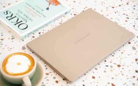 ASUS ra mắt laptop AI chuẩn Copilot+PC nhẹ nhất tại Việt Nam