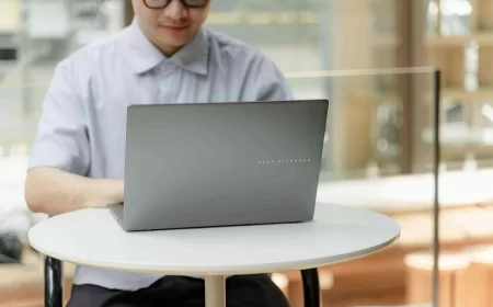 ASUS ra mắt Vivobook S14/S16 mỏng nhẹ với chip Intel® Core™ H-series, thời lượng pin lâu tới 20 giờ