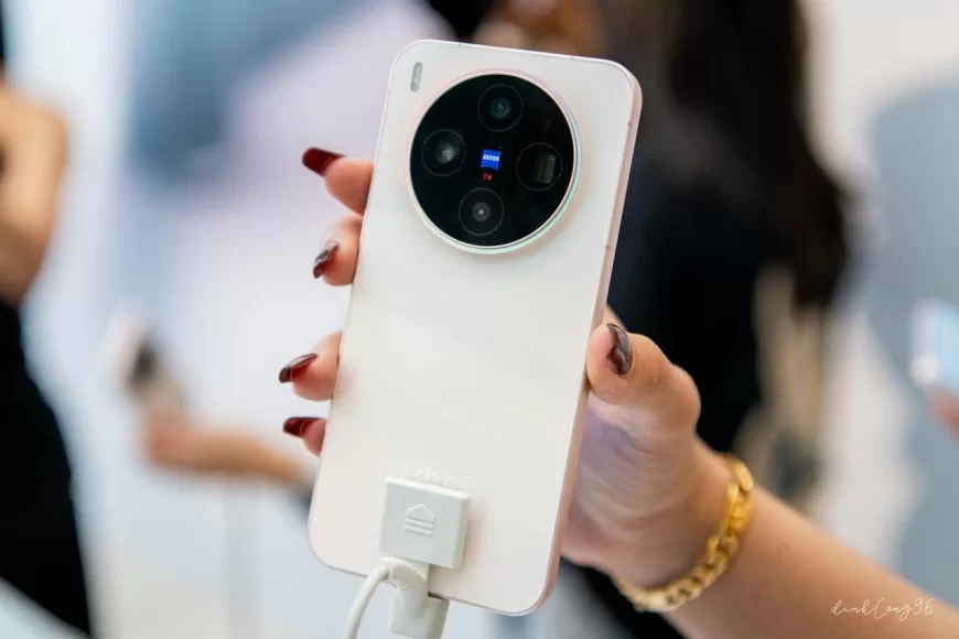 vivo X300 Series ra mắt tại Việt Nam: Bộ đôi vua camera ZEISS 200MP thiết lập tiêu chuẩn mới trong kỷ nhiếp ảnh di động