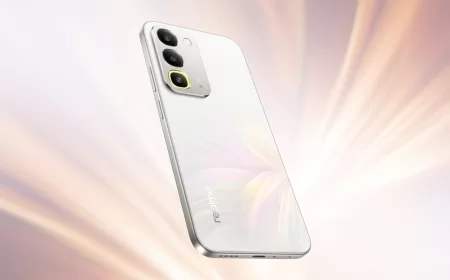 realme C100 chính thức ra mắt: Siêu pin Titan 8000mAh đột phá trong phân khúc phổ thông với khả năng “sạc một lần, dùng 2 ngày”