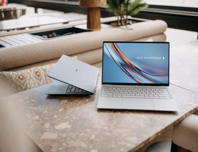 ExpertBook Ultra với mức giá đến 100 triệu đồng: Tuyệt tác công nghệ tái định hình chuẩn mực laptop doanh nghiệp