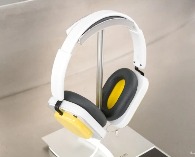 Nothing và Rue Miche hợp tác ra mắt Headphone (a) với 04 màu sắc nổi bật, thời lượng pin lên đến 05 ngày