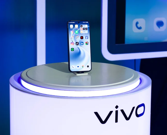 vivo V80 Lite 5G chính thức ra mắt: Mang điện thoại pin 10.000mAh đạt KỶ LỤC GUINNESS THẾ GIỚI™ đến với người dùng Việt